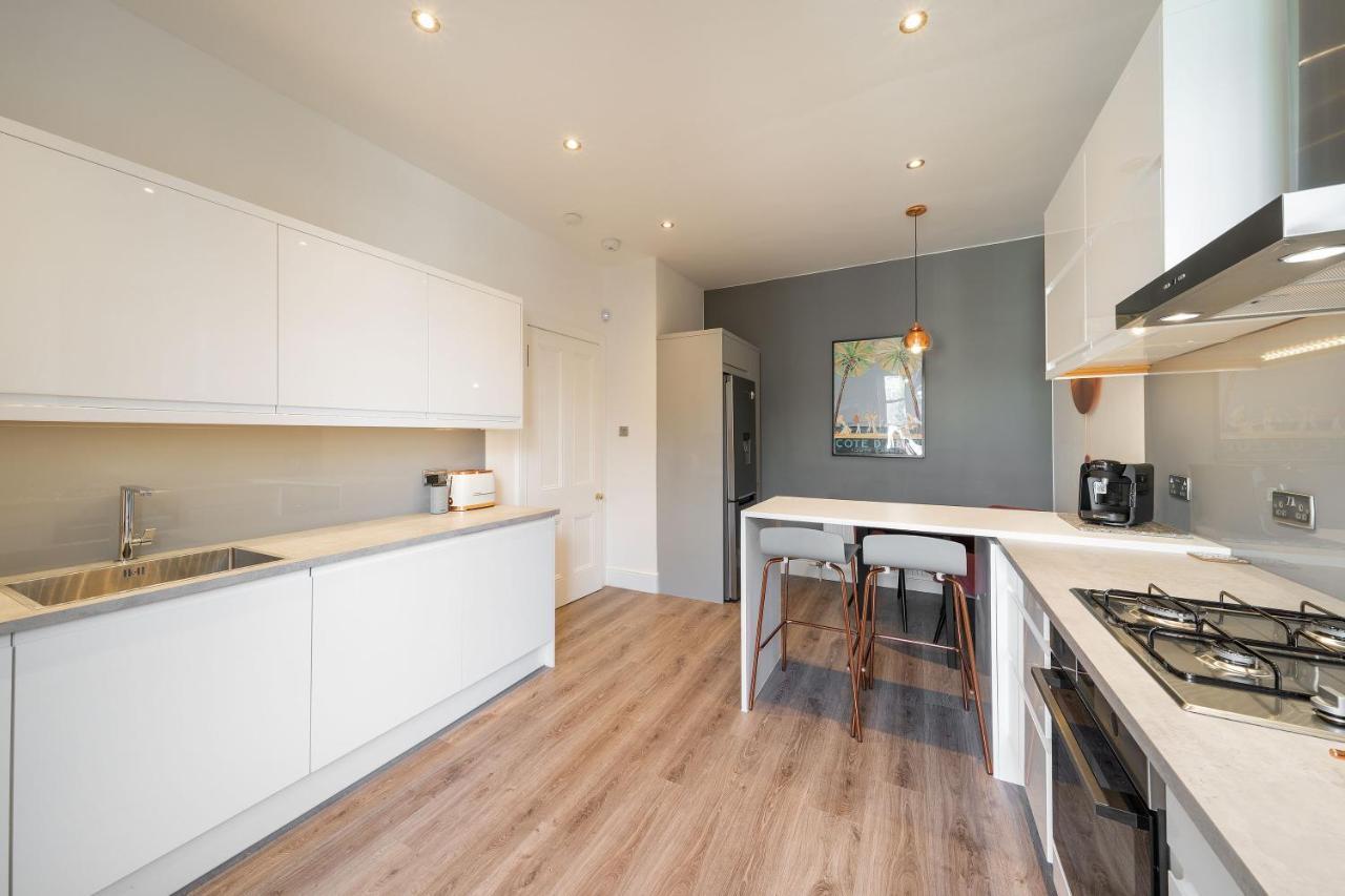 Jane'S Place - Chic 2 Bed Apartment Дънди Екстериор снимка